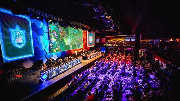 SkRossi , Lightningfast , 和 Russ 宣布了印度挑战者的新阵容