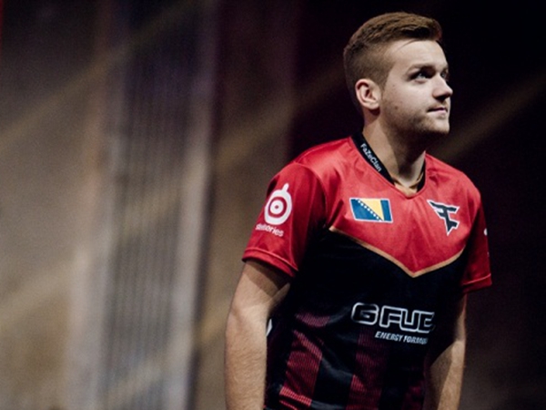 DK官方：Khan退役仪式将于12月4日举行