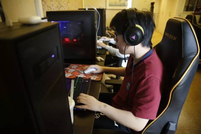 G2与 Snax 分道扬镳；——队长成为自由球员