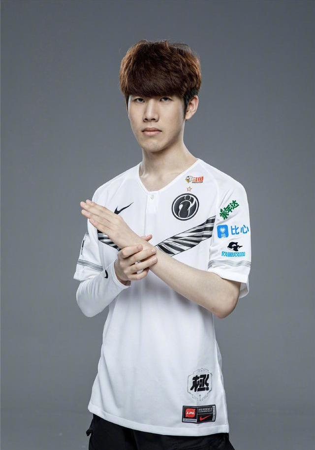 提前预告？DK：12月1日下午四点公布大名单