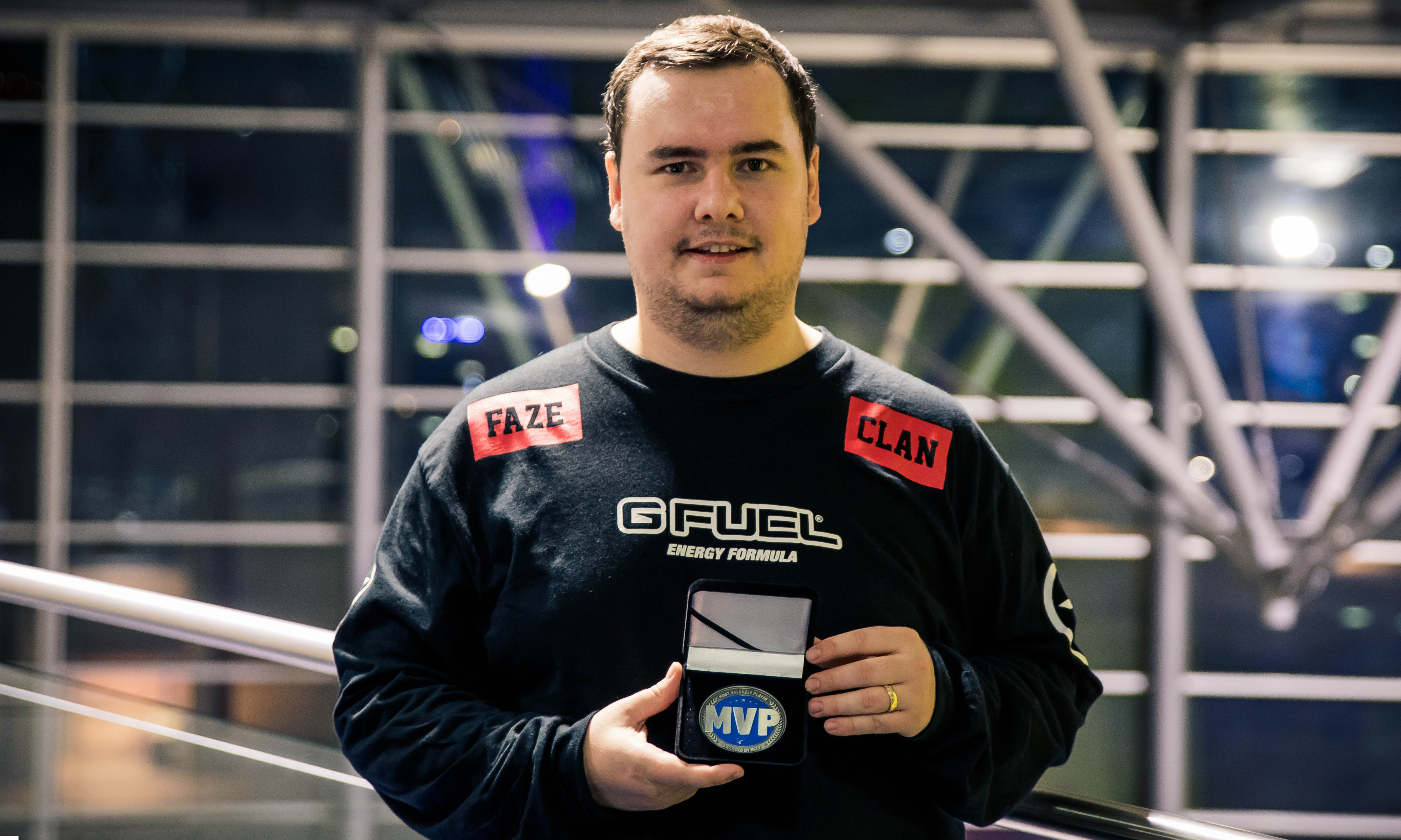 JKL：我觉得自己不是很菜的选手 在想怎么延续自己的状态