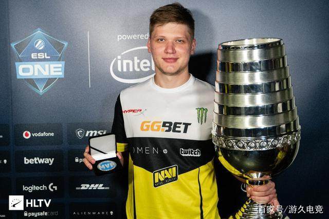 三核协作！ Zeus 杰斯重拾状态，两位C位稳稳收割 Hanwha Life Esports 的首局，击溃 KT Rolster