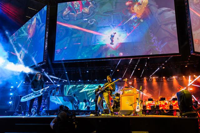 【前瞻】2025LPL春季赛TES vs RNG，巅峰之战谁能称雄？